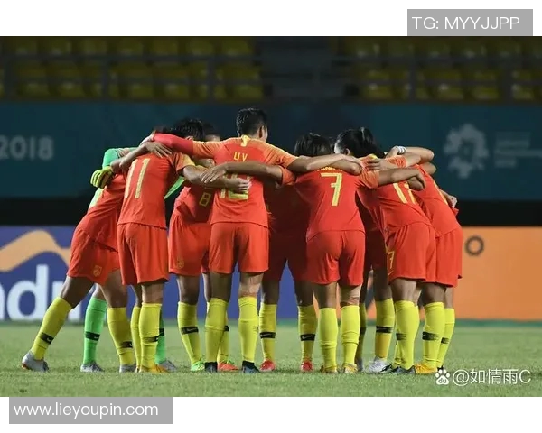 被打掉牙的足球球星勇敢重返赛场见证拼搏精神与体育精神的完美结合 被打掉牙的足球球星勇敢重返赛场见证拼搏精神与体育精神的完美结合